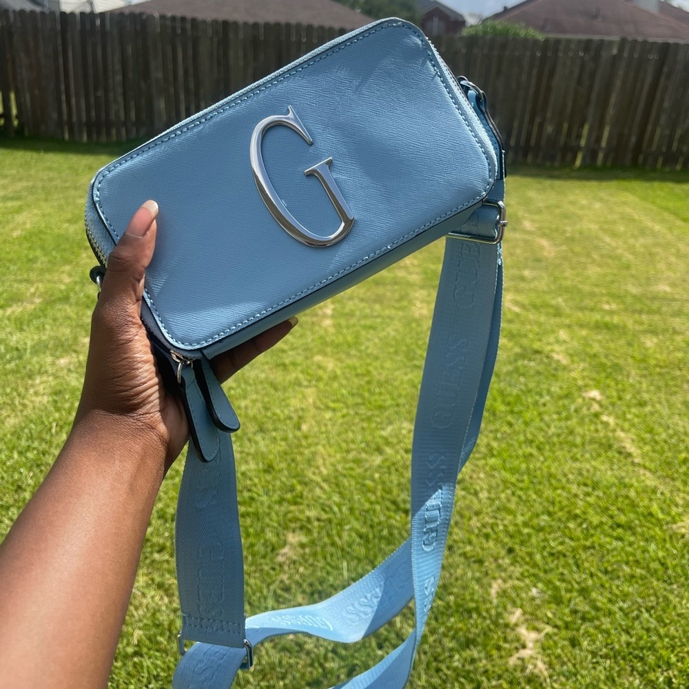 guess purse